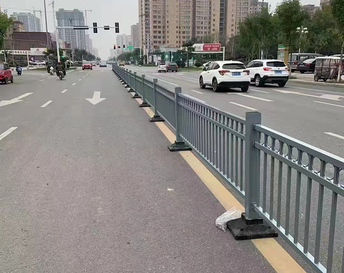 锌钢护栏