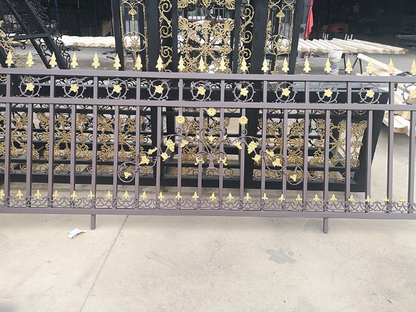 铁艺护栏